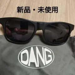 DANG UV400 サングラス ケース付きのサムネイル