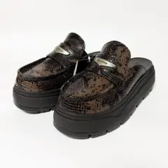 Item thumbnail for item 923ecb0f-34ad-4a97-af5e-78bae2545729