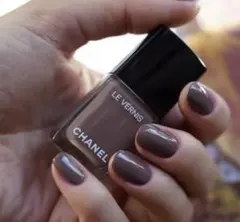 CHANELシャネル ヴェルニロング トゥニュ505パティキュリエール