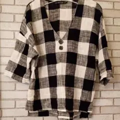 ZARAベーシック　Vネック　ブロックチェックトップス