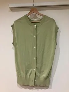 美品❗️Spick & Span ノースリーブ カーディガン ライトグリーンのサムネイル