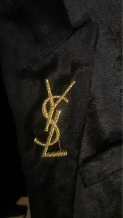 YSL イヴサンローラン ブローチ ゴールドカラーのサムネイル