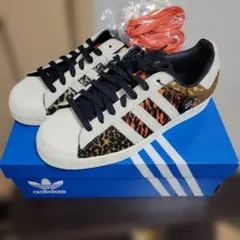 adidas Superstar レオパード柄