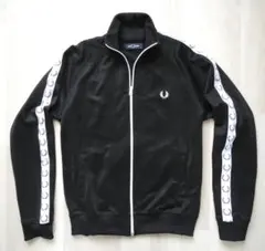 美品　フレッドペリー トラックジャケット 現行モデル