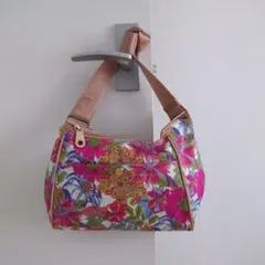 ミレスト　ショルダーバックのサムネイル