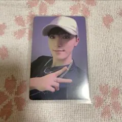 17 is right here yzyD ディノ