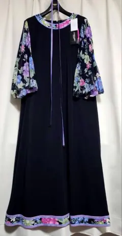 極近年❤️新品タグ❤️レオナール❤️ワンピース❤️38～40❤️黒 洗える UV 極近年❤️新品タグ❤️レオナール❤️ワンピース❤️38～40❤️黒