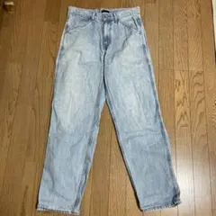 UNIQLO ワイドフィットジーンズ　ライトブルー　28インチ