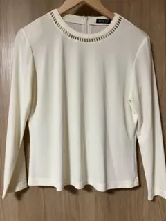 KORET アイボリー 長袖 トップス
