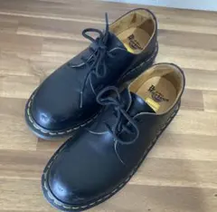 Dr. Martens ブラック レースアップシューズ レディース