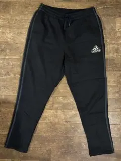 adidas スウェットパンツ裏起毛