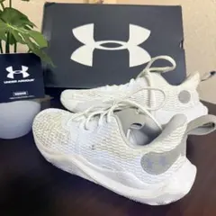 UNDER ARMOUR Spawn 3 箱付 27.5cmのサムネイル