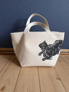 虎屋　キャンバス ミニトートバッグ