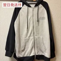 バイカラー ジップアップパーカー ロゴプリントのサムネイル