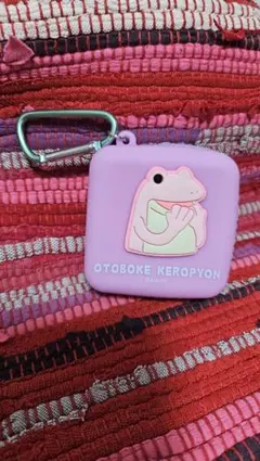 おとぼけケロピョン カラビナ付き シリコンミニポーチ