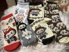 ラブブ大人気柄の長、短靴下4足セット