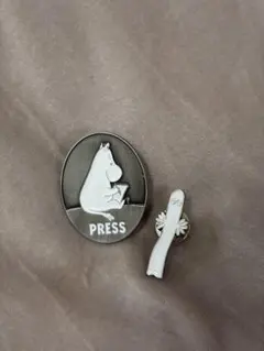 ムーミン ニョロニョロ ピンバッジ