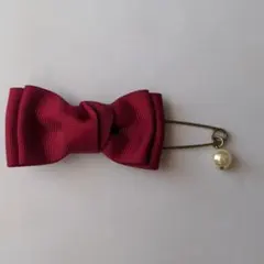 リボン型ブローチ