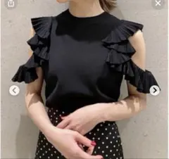 スナイデル ❣️即完売❣️プリーツラッフルスリーブニットプルオーバー SNIDEL - 完売🌷新作新品🍀スナイデル プリーツラッフルスリーブニット