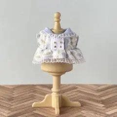 ミニチュアドール服　花柄ワンピース青3