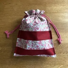 花柄 中型巾着袋 ピンクひも付き　手作り品