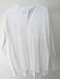 【最安更新中】ホワイト プリーツデザイン 長袖シャツ