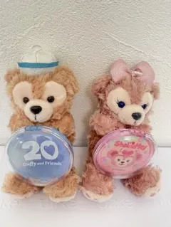 ダッフィー & シェリーメイ ぬいぐるみチャーム　20周年限定　ワッペン付き