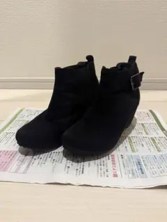 ブラック ブーツ サイドゴム付き 22cm〜23cm