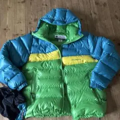 Columbia フード付きダウンジャケット