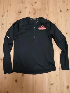 Nike Trail DRI-FIT ジップアップシャツ