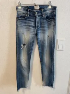 Ungrid スキニー　ジーパン