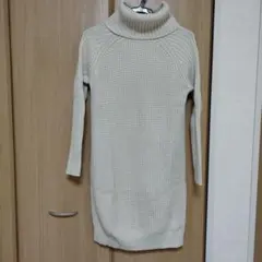 ユニクロタートルネックニットワンピース