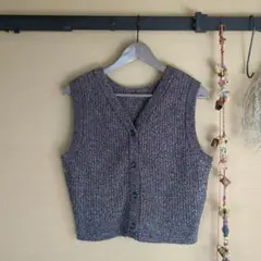 Item thumbnail for item 0c7992d9-84cf-4b35-b3b4-0d7e129e1e9a