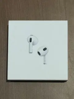 AirPods with MagSafe Charging Case