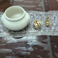 白い陶器 香炉