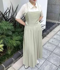 KBF キャミワンピース グリーン プリーツ