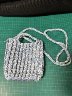 値下げ[ハンドメイド]ブルー✖︎ホワイトのワッフルポシェット