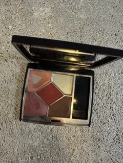 Dior サンククルールクチュール　アイシャドウ　879 デイオール