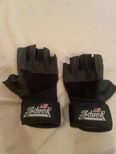 Item thumbnail for item 3579e5d4-5fb7-4407-a427-61c2bcf62a6e