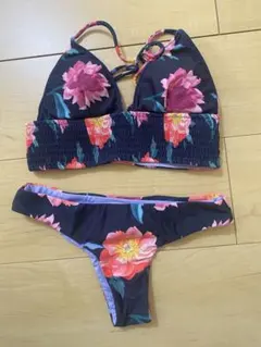alexastam 花柄ビキニ　上下set