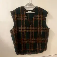 MURUA 緑茶色チェック Vネック　ニットベストのみ