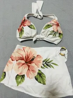 ハイビスカス柄 セパレート水着 ビキニのサムネイル