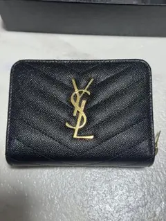 SAINT LAURENT カーフスキン ブラック　二つ折り　折り財布