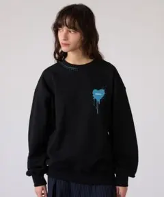 ONCILY HEART LOGO STITCH SWEATハートロゴスウェット