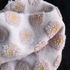 ボアニット生地 フリース 花ジャガード 薄ピンク幅165×50cm延長可