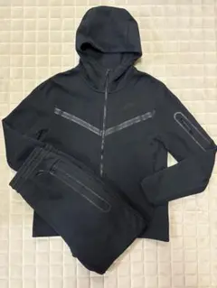 NIKE テックフリース セットアップ