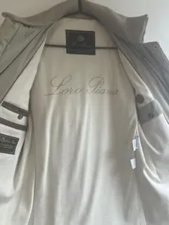 Loro Piana ダウンコートのサムネイル