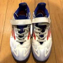 アディダス サッカー トレーニングシューズ　21.5cm