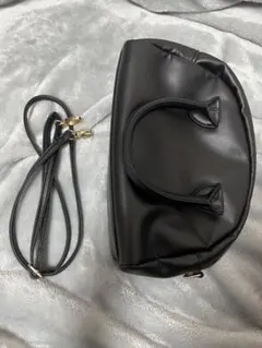 ブラック ショルダーバッグ 大容量