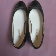 DIANA 黒 エナメル フラットシューズ 24.5cm